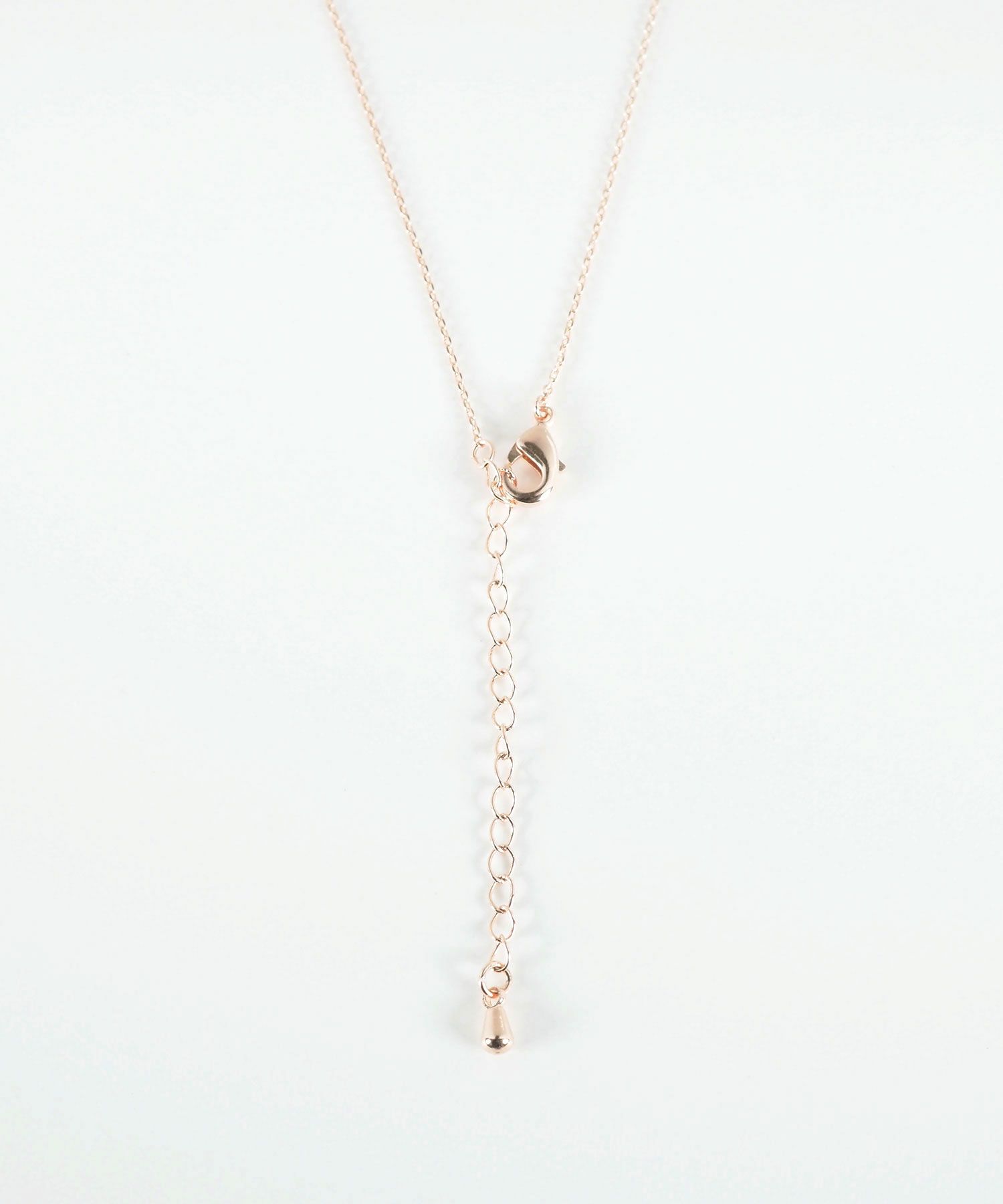 キュービックメタリックリボンネックレス