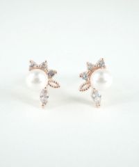 ナウパカパールチタンポストピアス