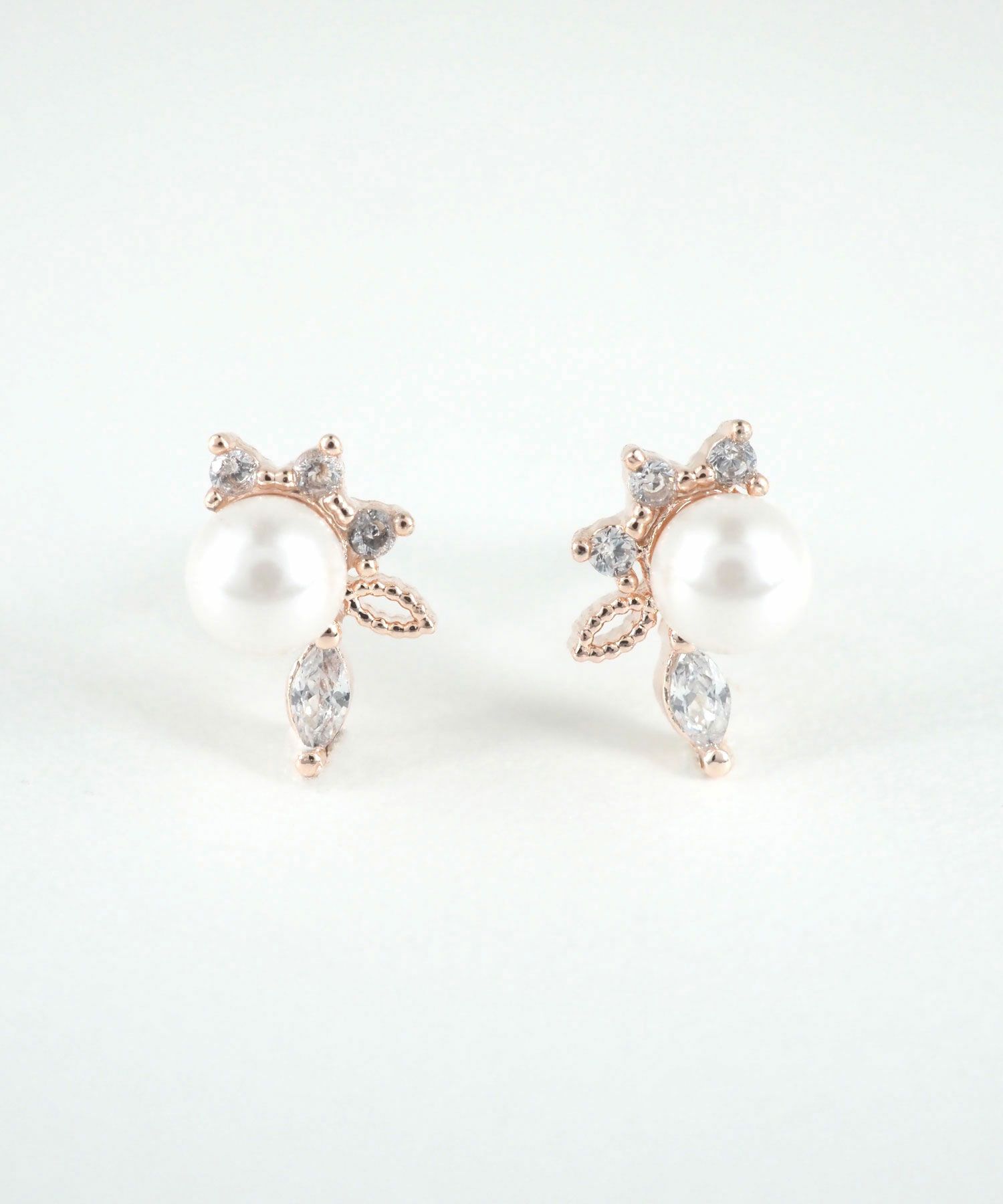 ナウパカパールチタンポストピアス