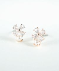 キュービッククローバーパールチタンポストピアス