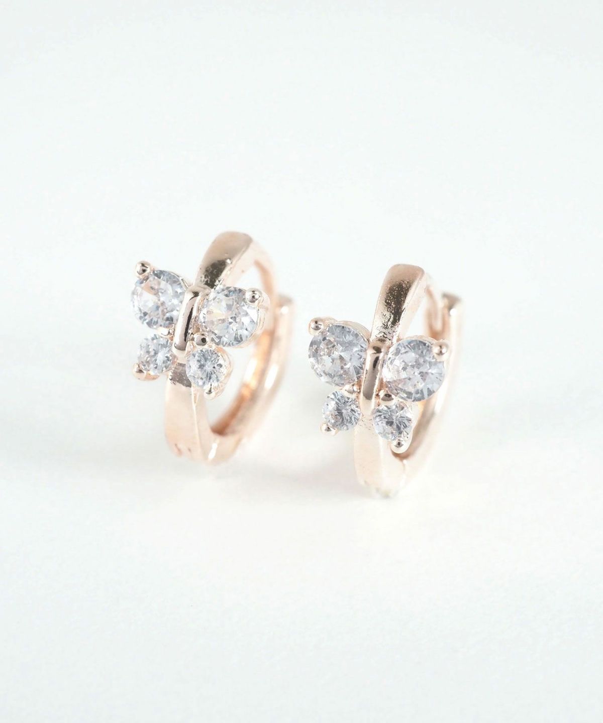 バタフライストーンワンタッチピアス