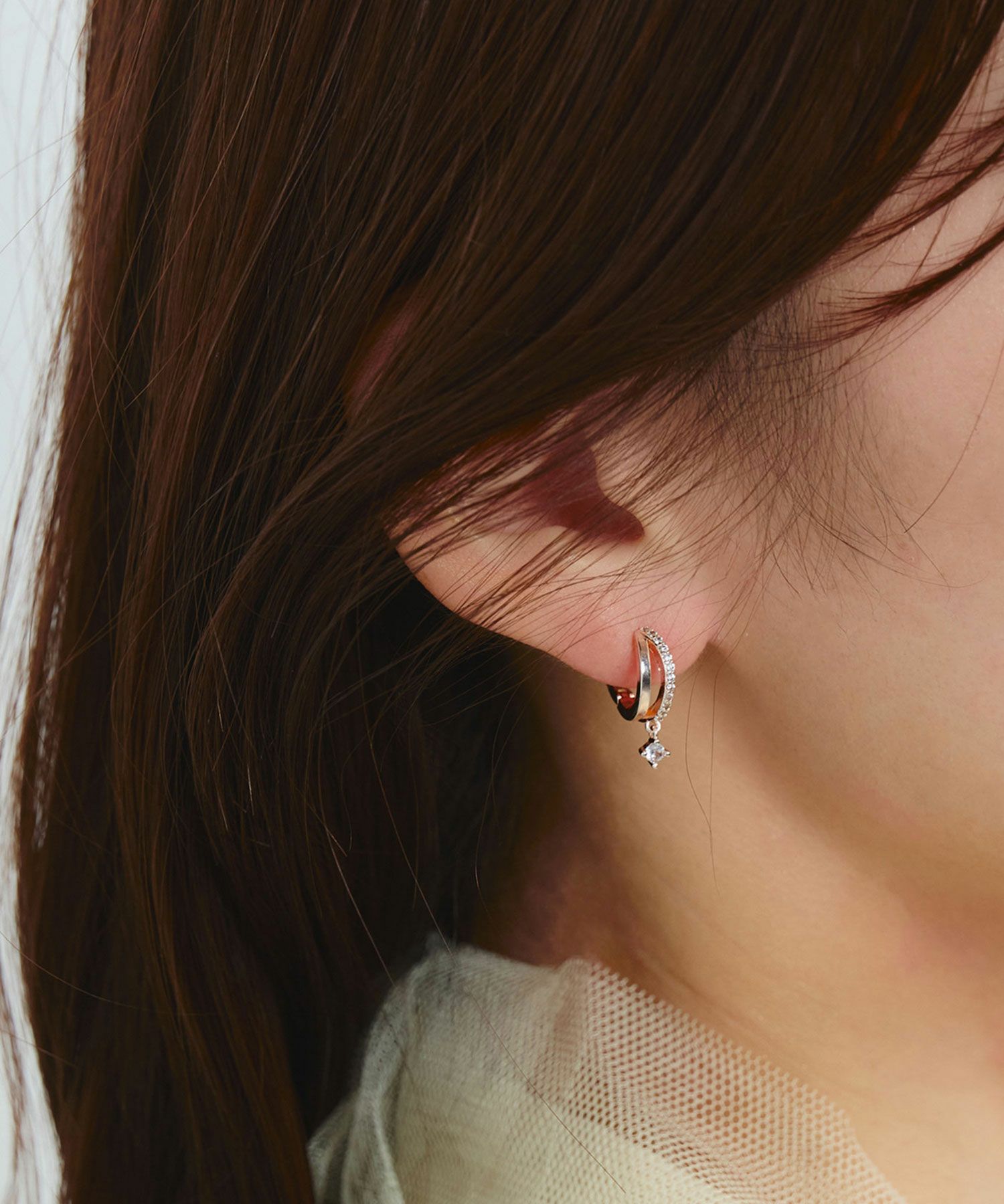 ラインストーンフープレイヤードワンタッチピアス