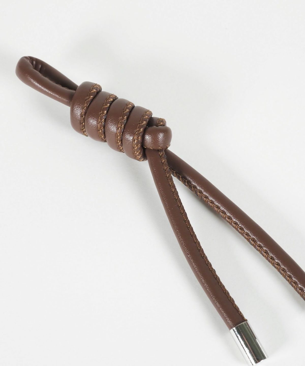 レザーハートメタルスタッズキーチャーム