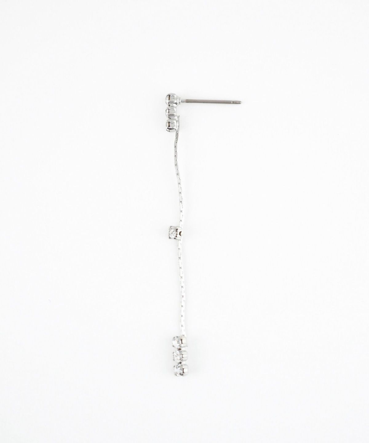 トリプルストーンラインピュアチタンポストピアス【ISS】