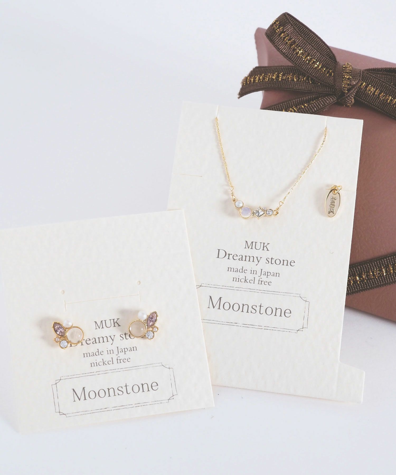 【web限定ギフトセット】ピアス＆ネックレスクリスマスプレミアムセット【MUK Dreamy stone】
