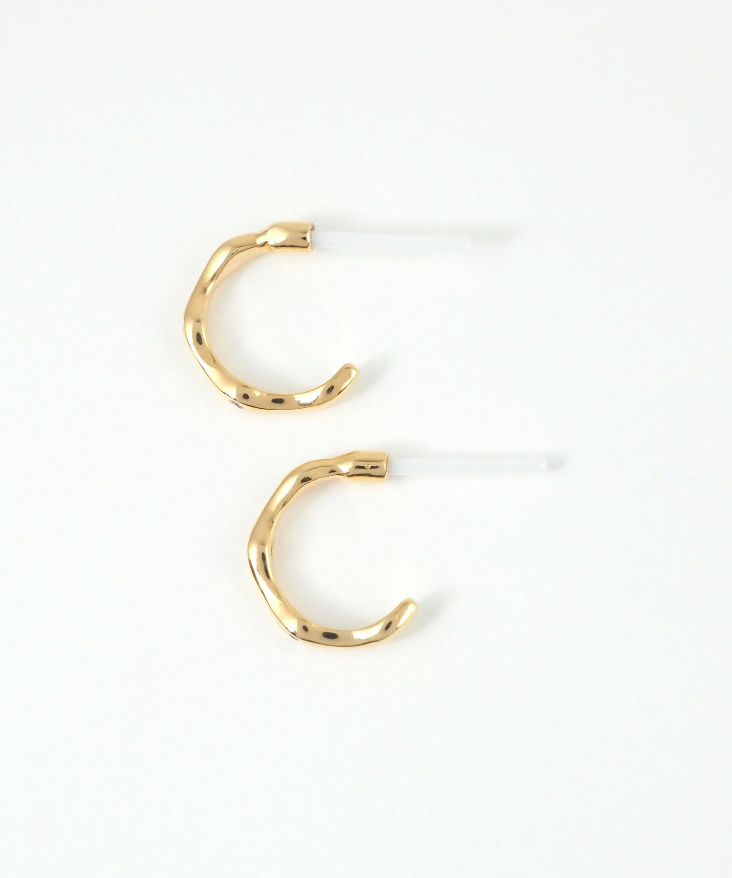 スリムウェーブフープセラミックポストピアス