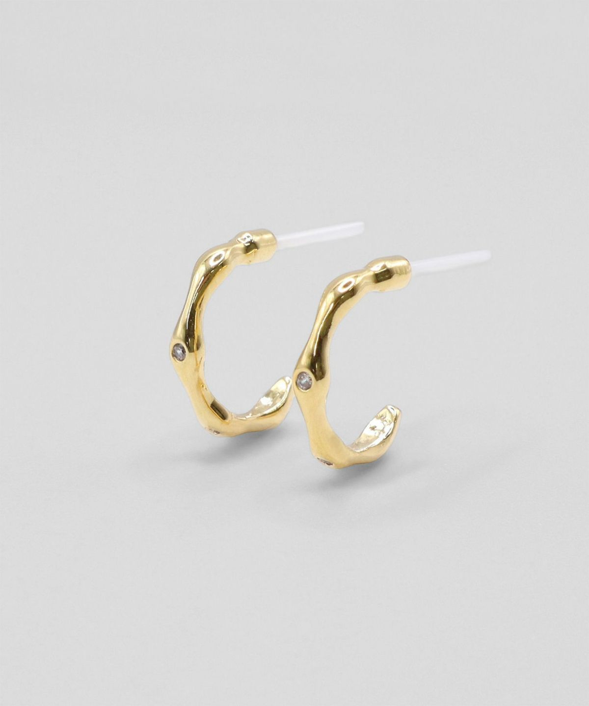 スリムウェーブフープセラミックポストピアス