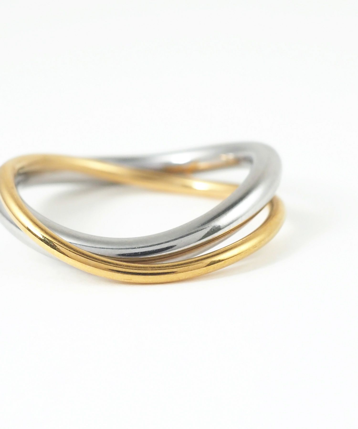 バイカラーウェーブラインサージカルステンレスリング