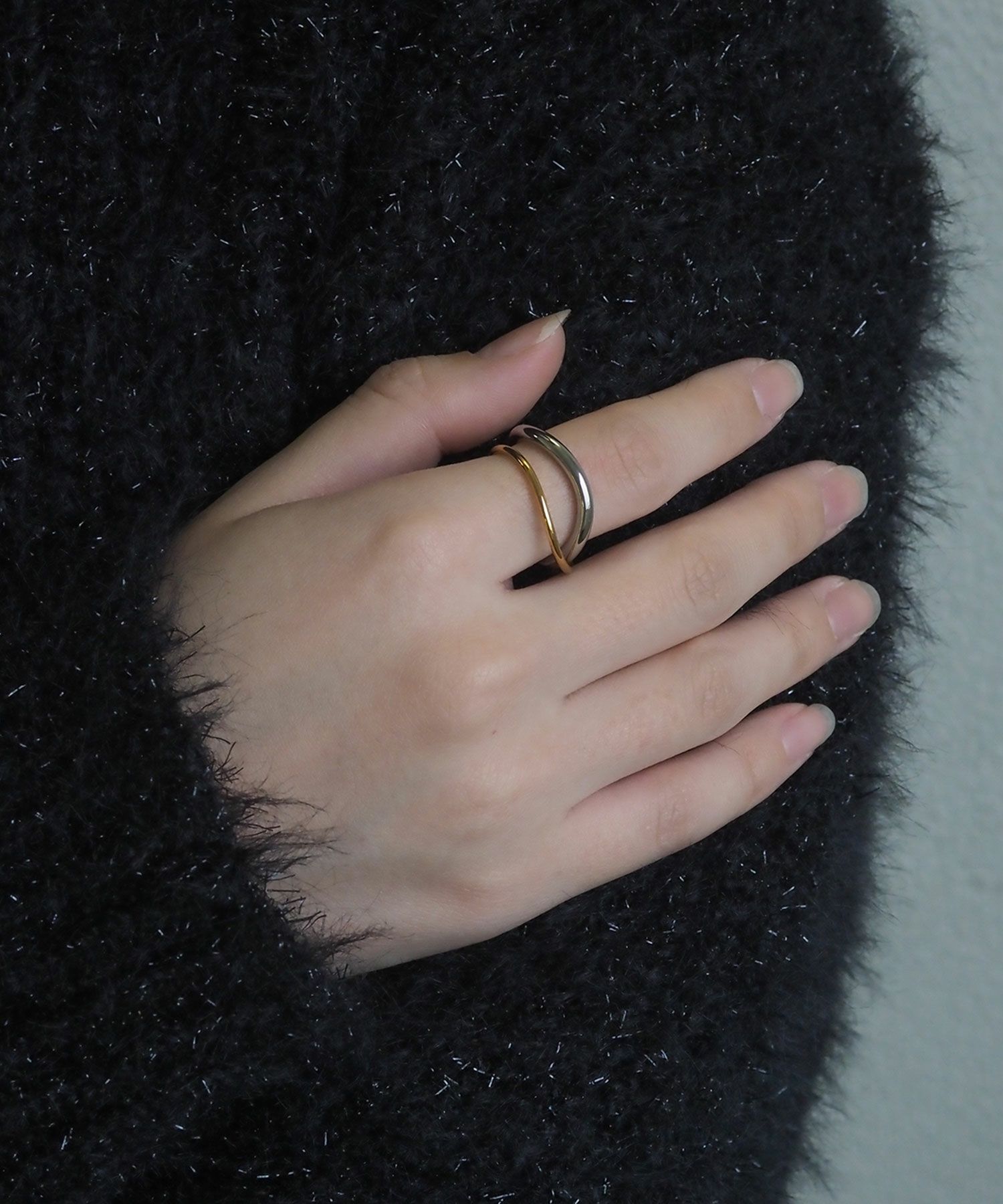 バイカラーウェーブラインサージカルステンレスリング