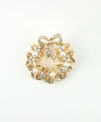 パールリースブローチ