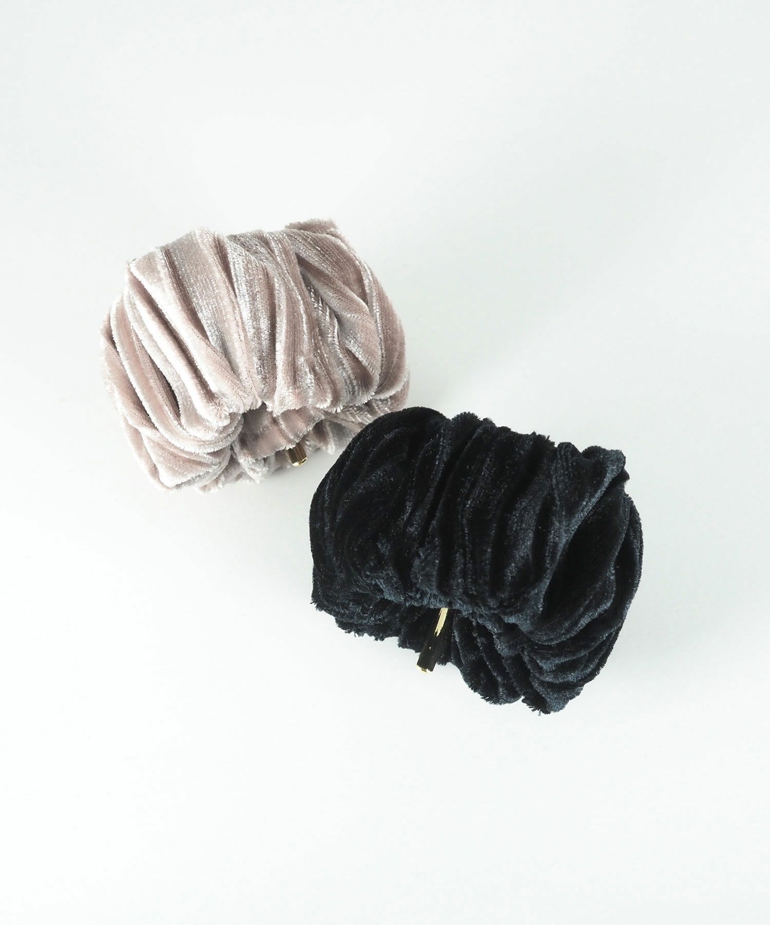 ベロアプリーツフック付きシュフィー