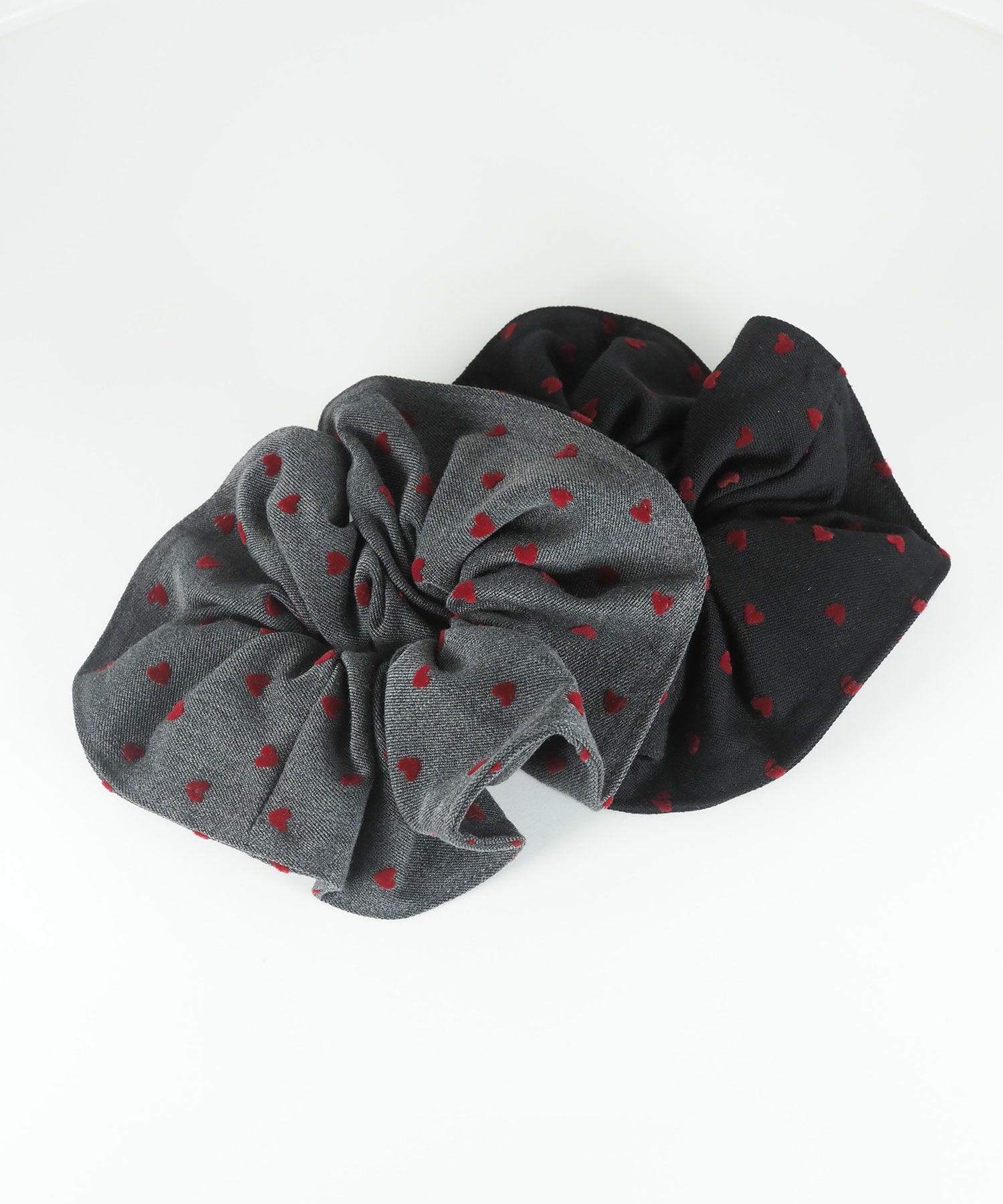 ハートドットシュシュ