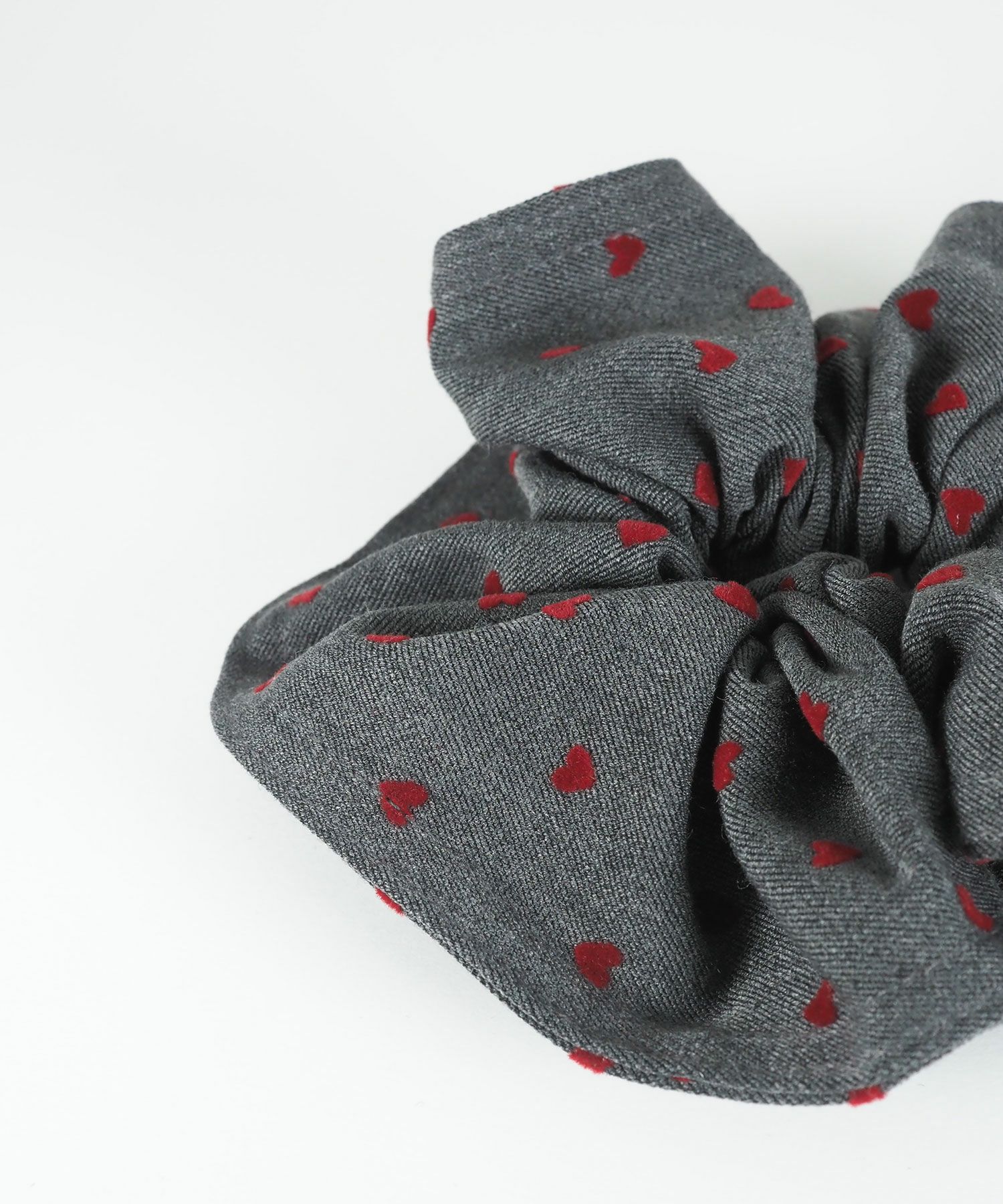 ハートドットシュシュ