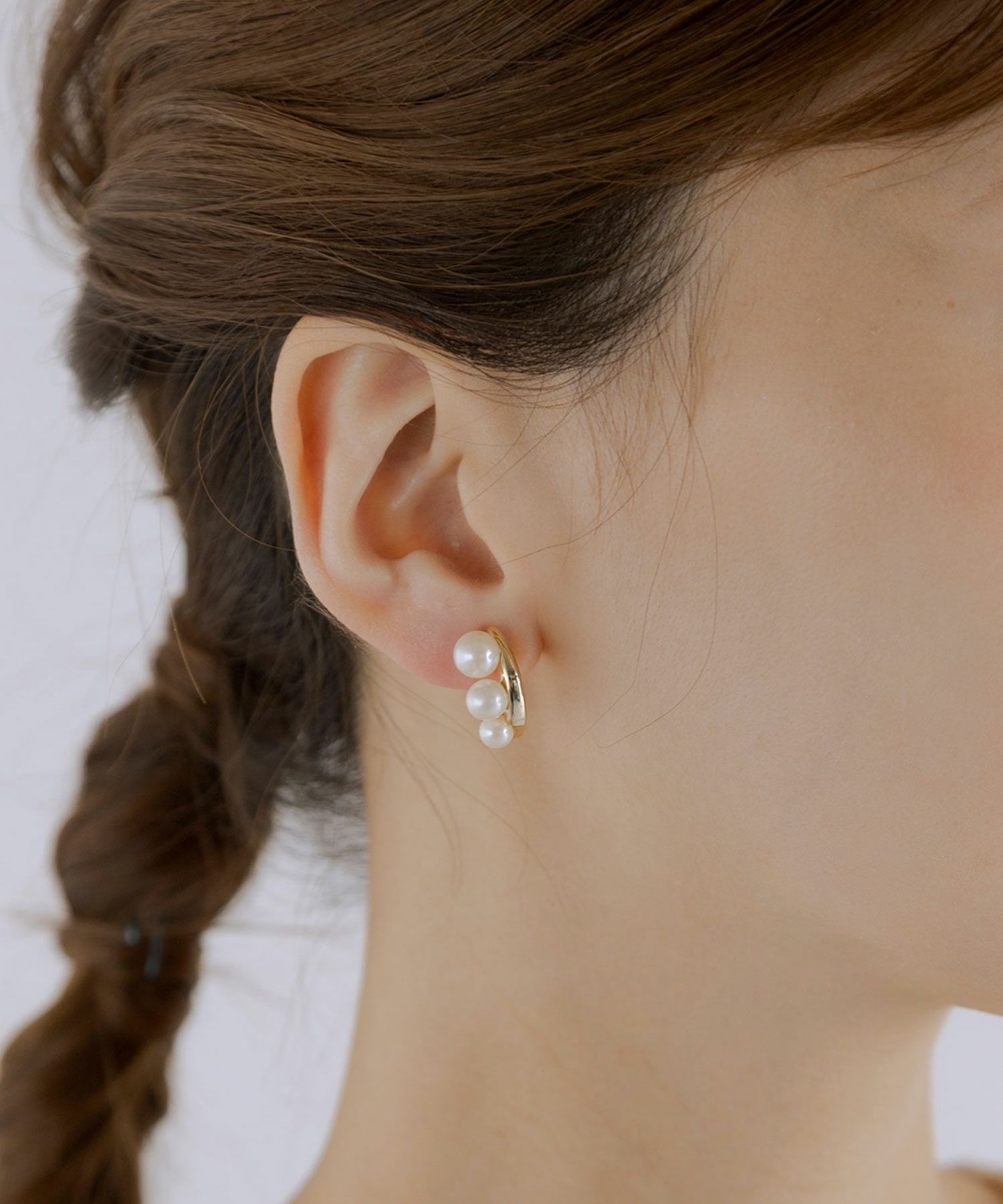 メタリックパールグランループフィットイヤリング