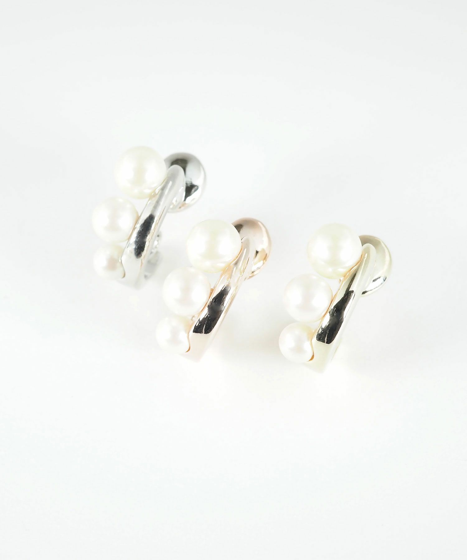 メタリックパールグランループフィットイヤリング