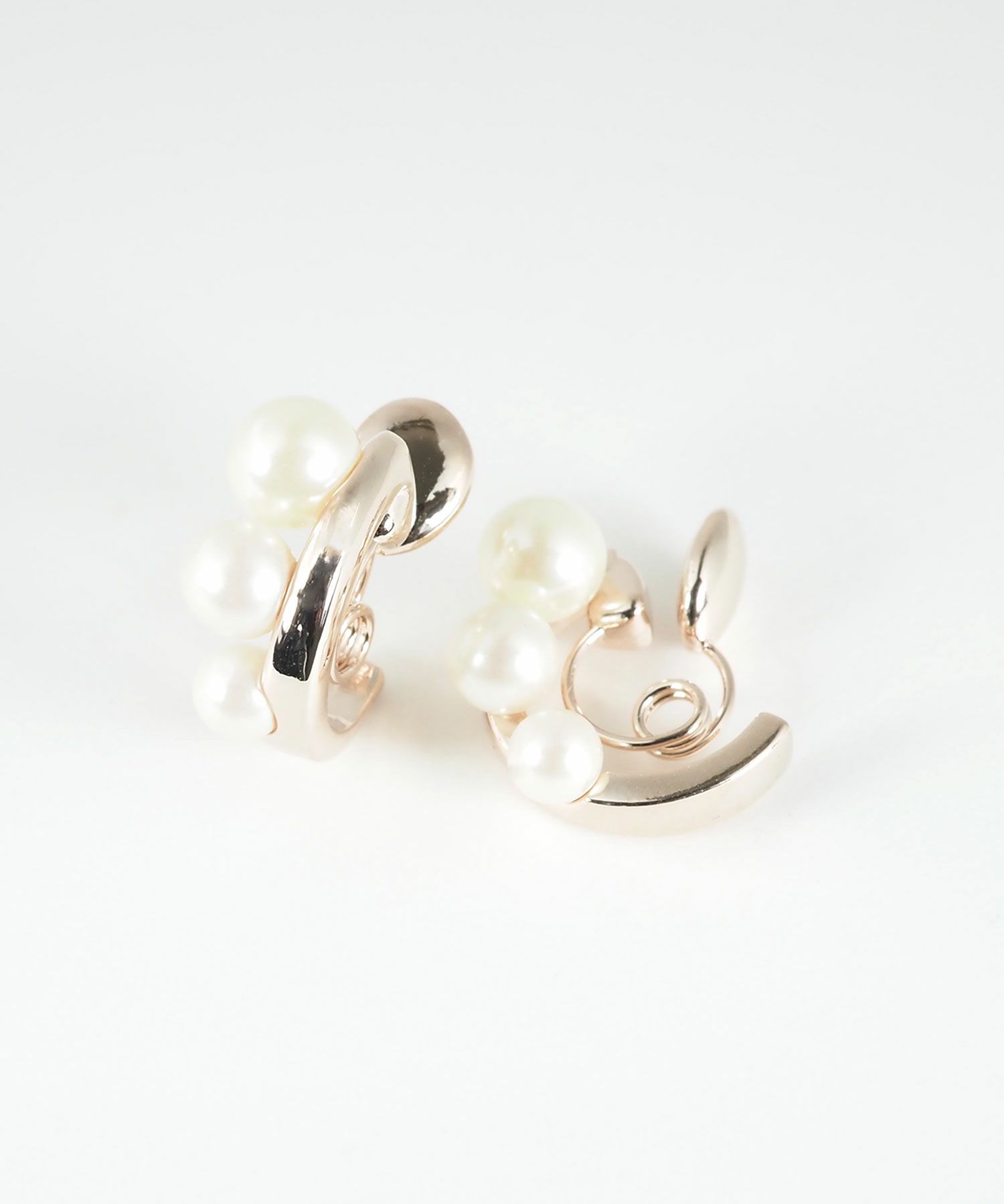 メタリックパールグランループフィットイヤリング