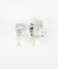 ツインクルパールグランループフィットイヤリング