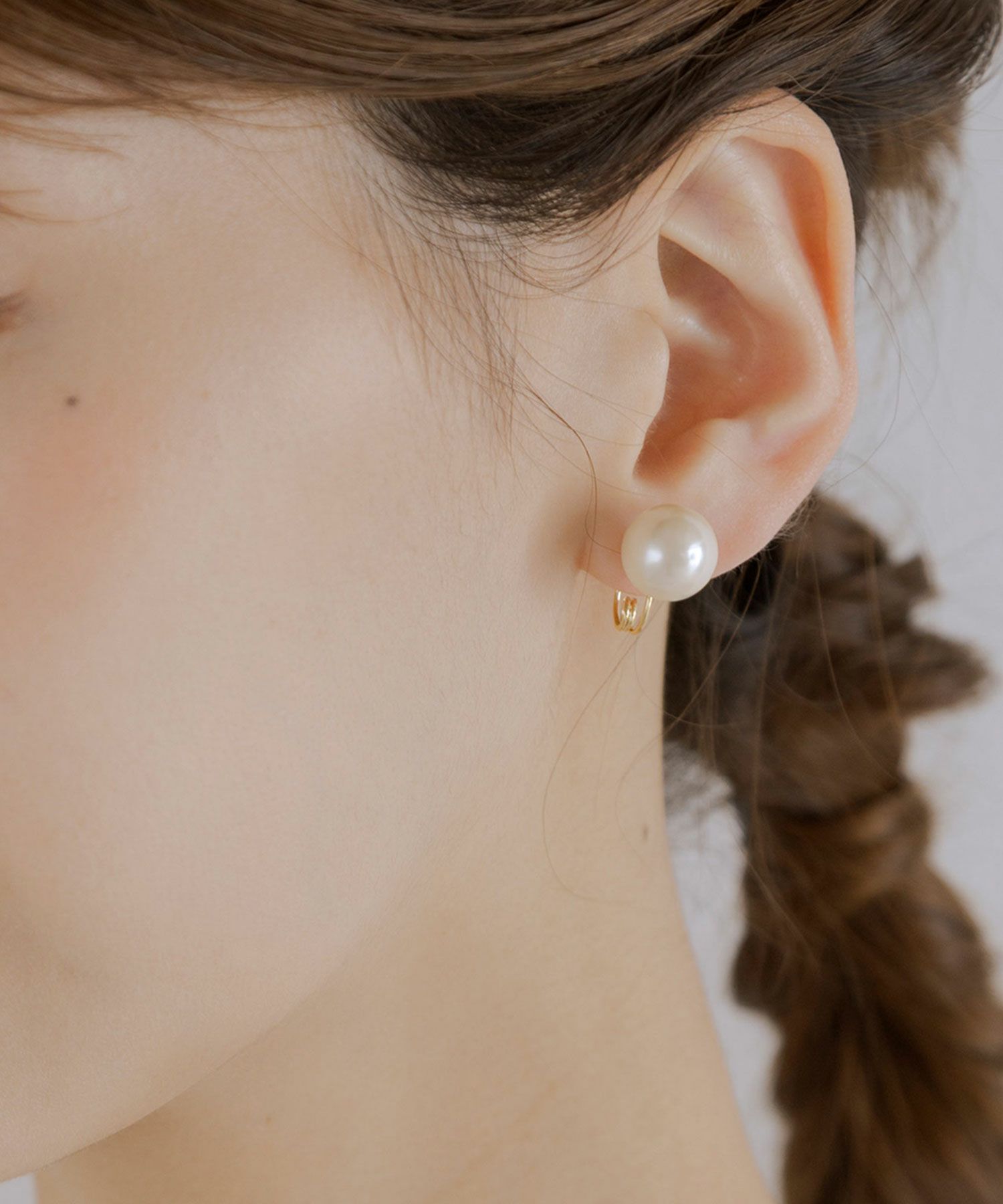 パールグランループフィットイヤリング