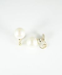 パールグランループフィットイヤリング