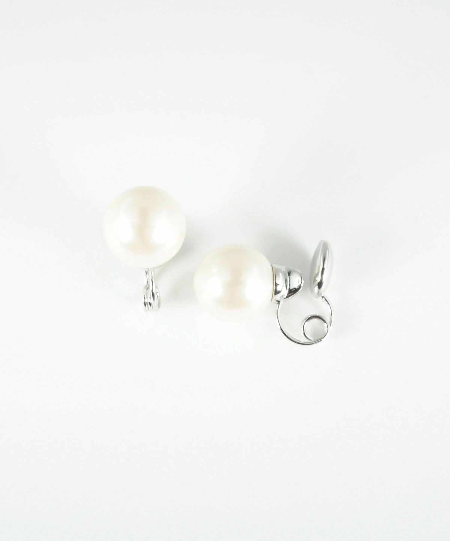 樹脂パールグランループフィットイヤリング