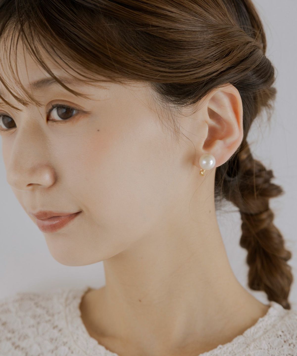 樹脂パールグランループフィットイヤリング