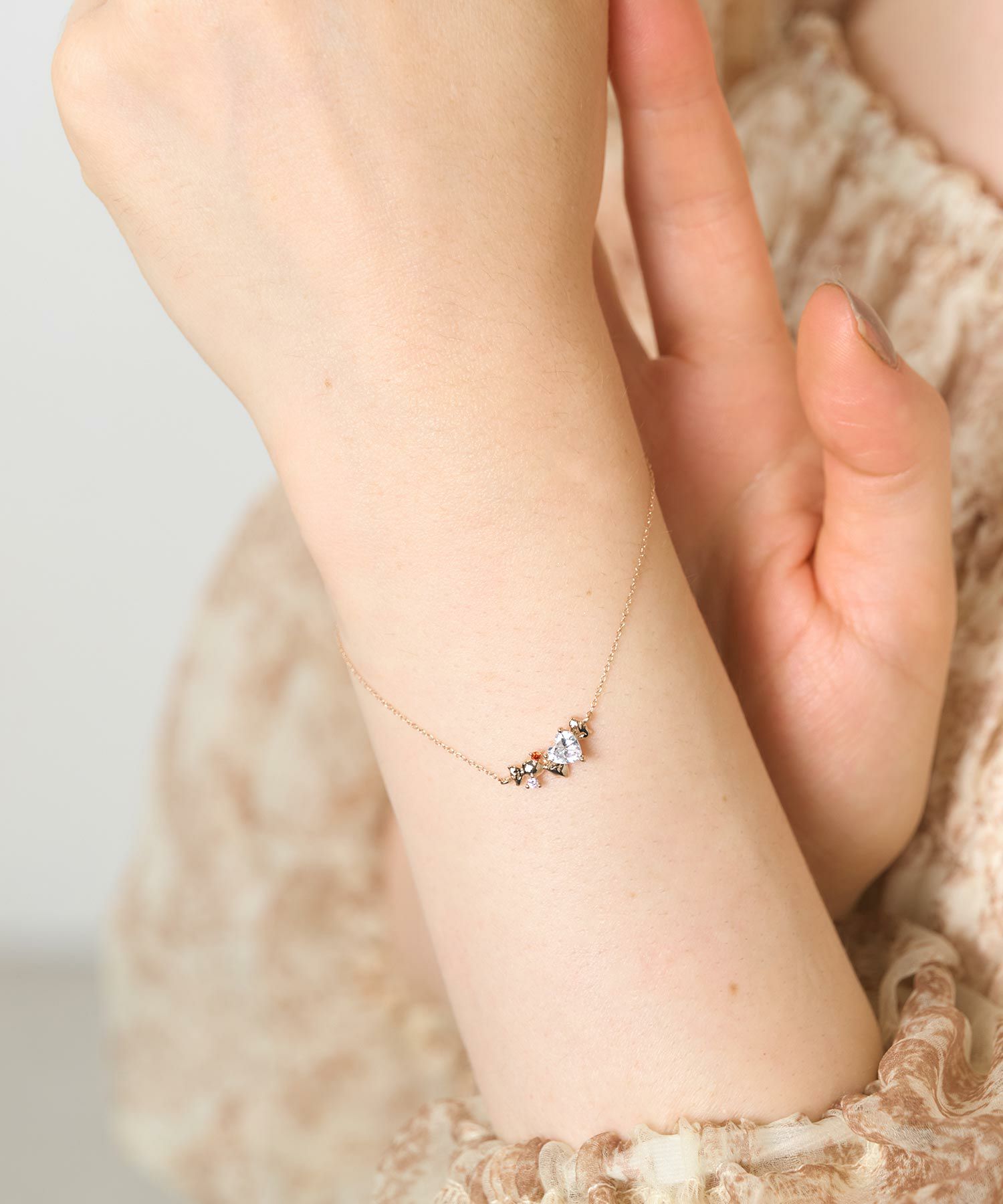 ハーテッドリボンブレスレット【MUK shady sophy】