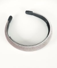 痛くならないベロアカチューシャ