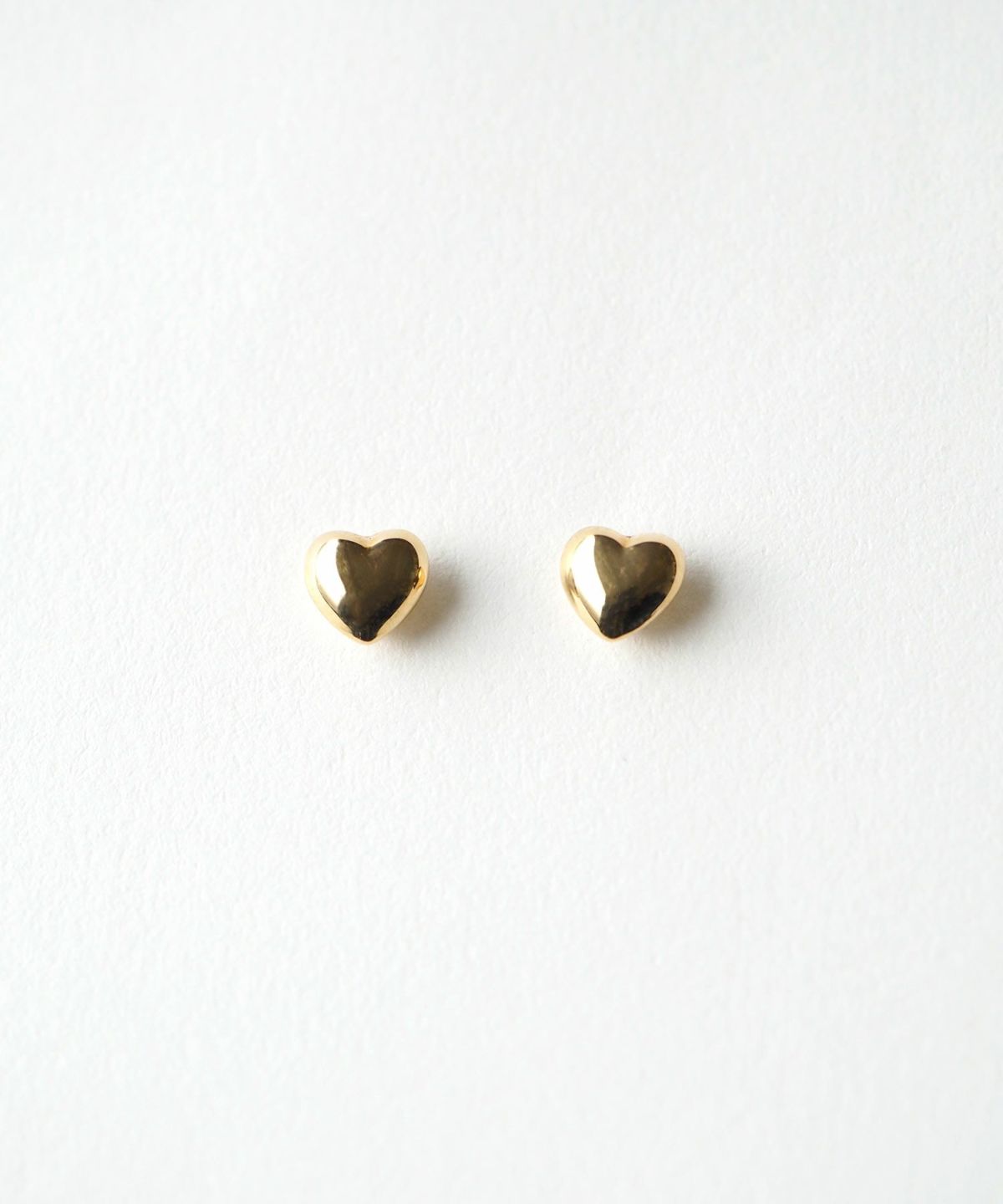 【web限定】[K18]プランプハートピアス