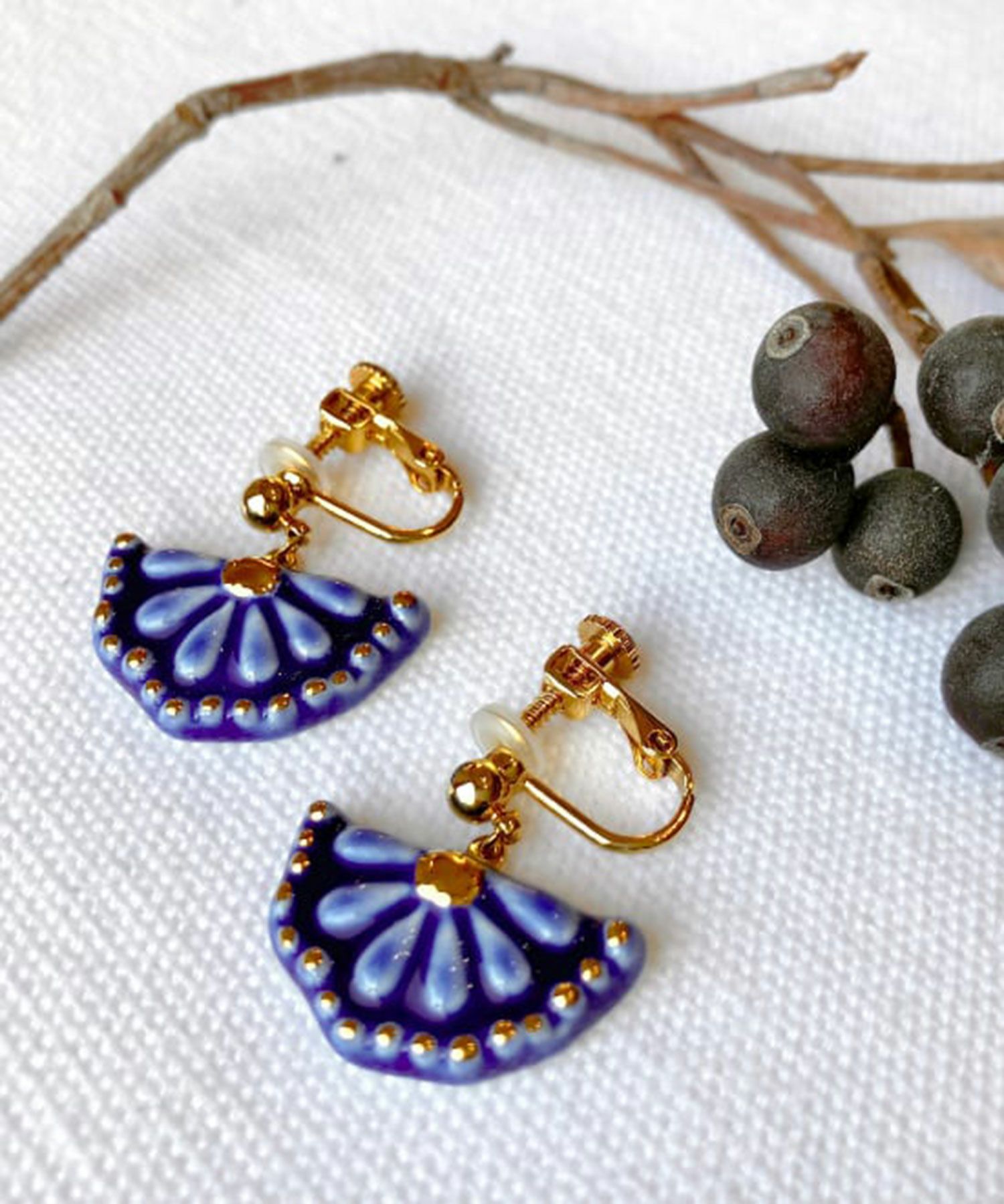 美濃焼タイル花かごイヤリング