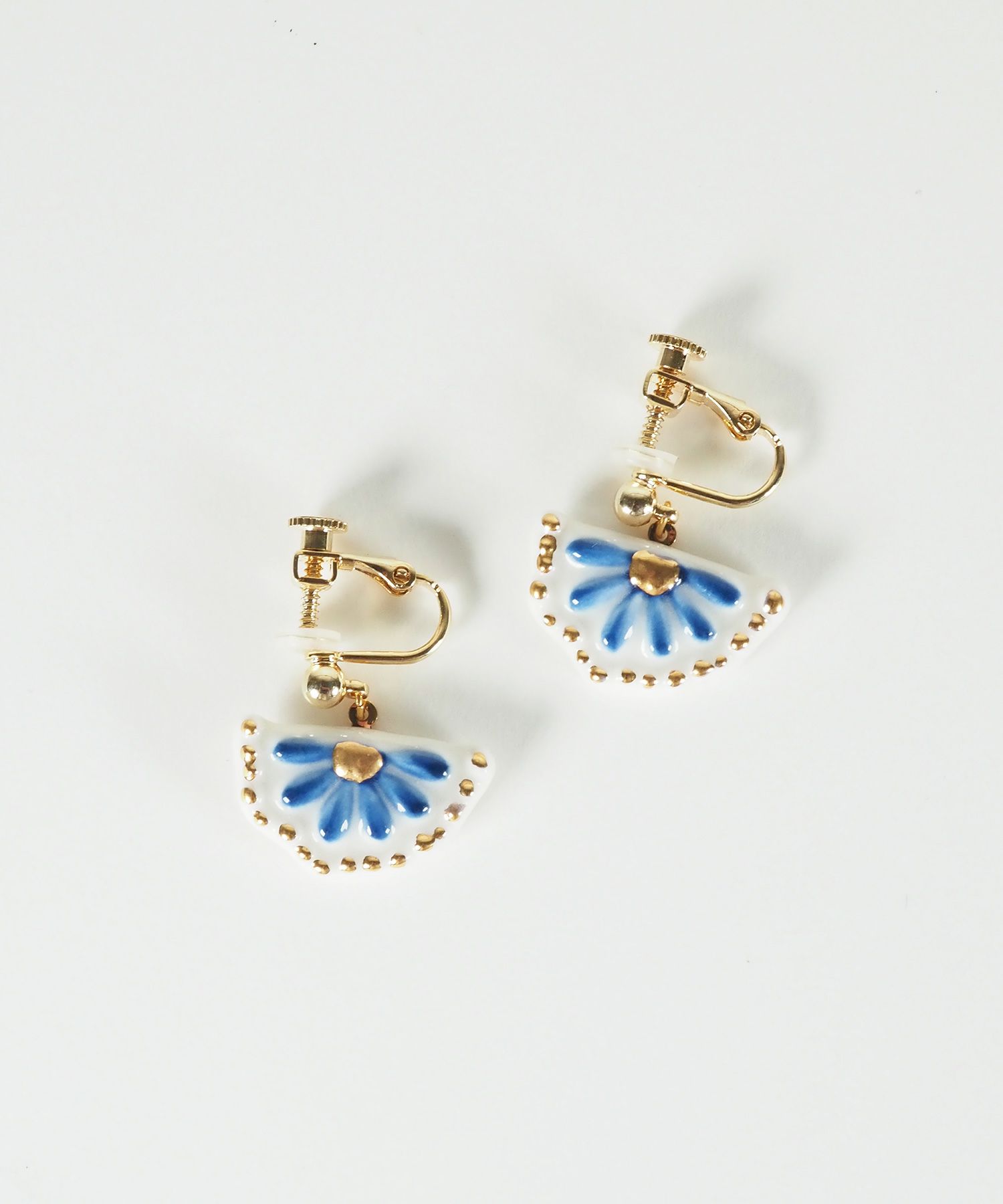 美濃焼タイル花かごイヤリング