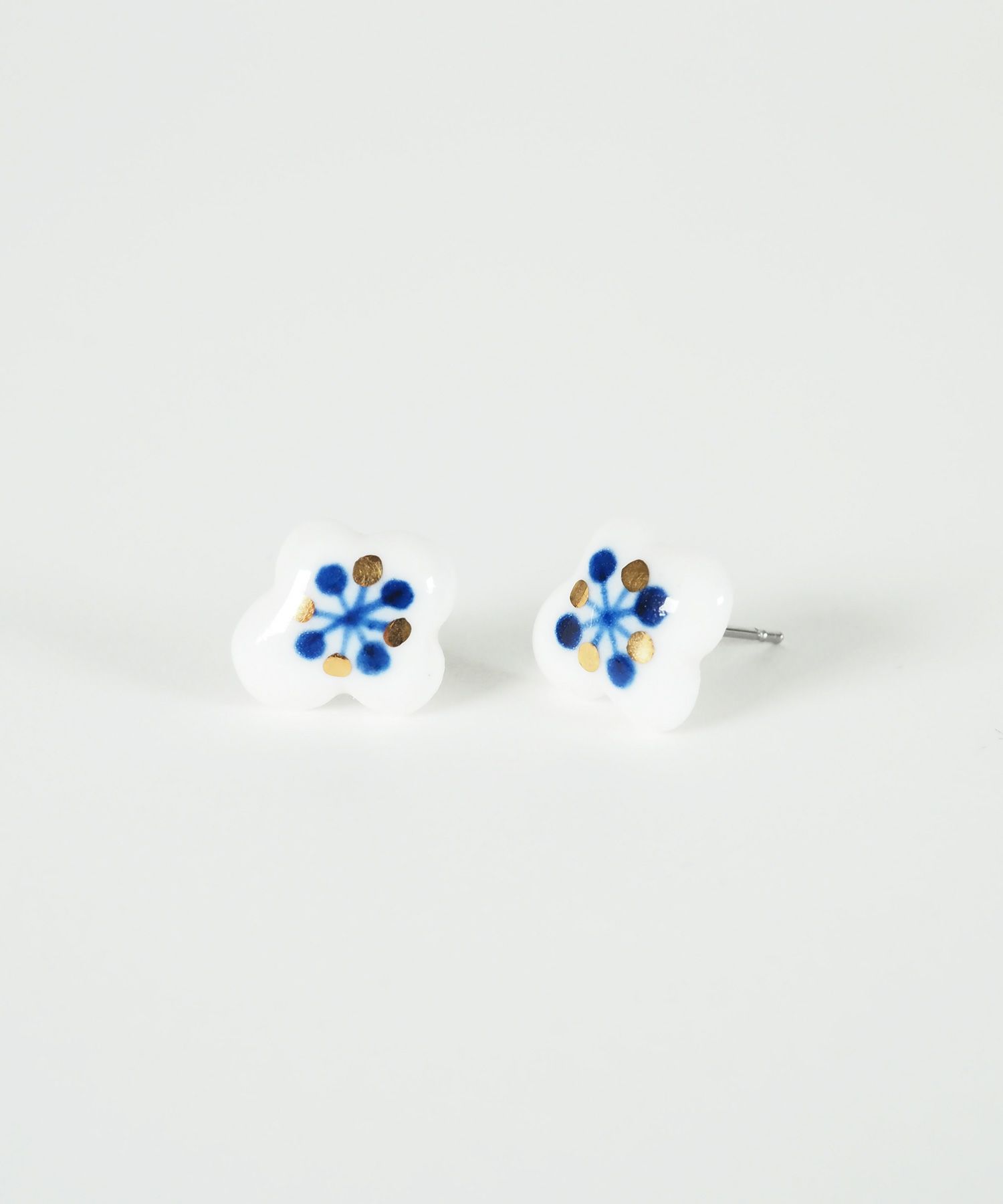 美濃焼タイルわたぐもピアス