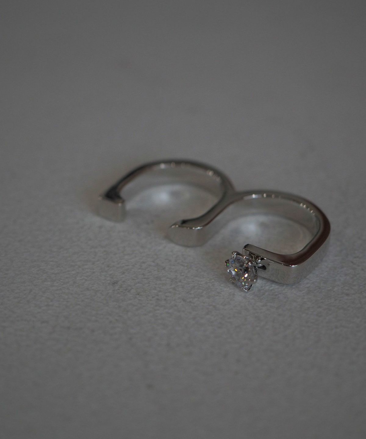 MOVE×CZダブルリング