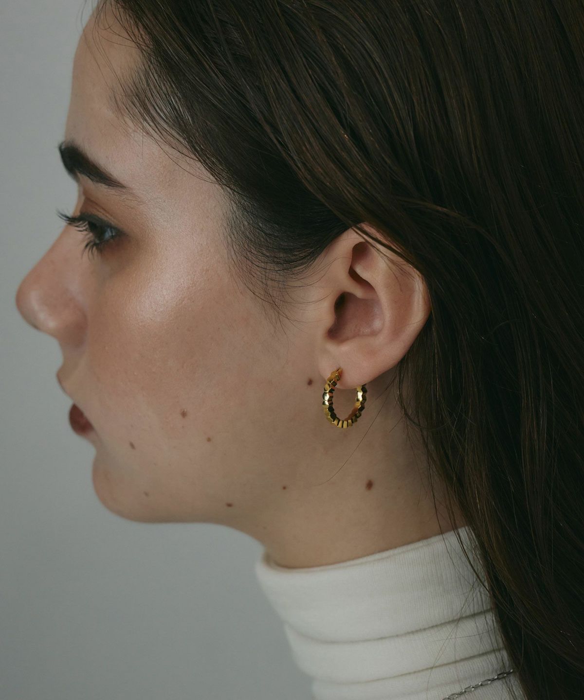 ヘキサゴンスリムフープピアス