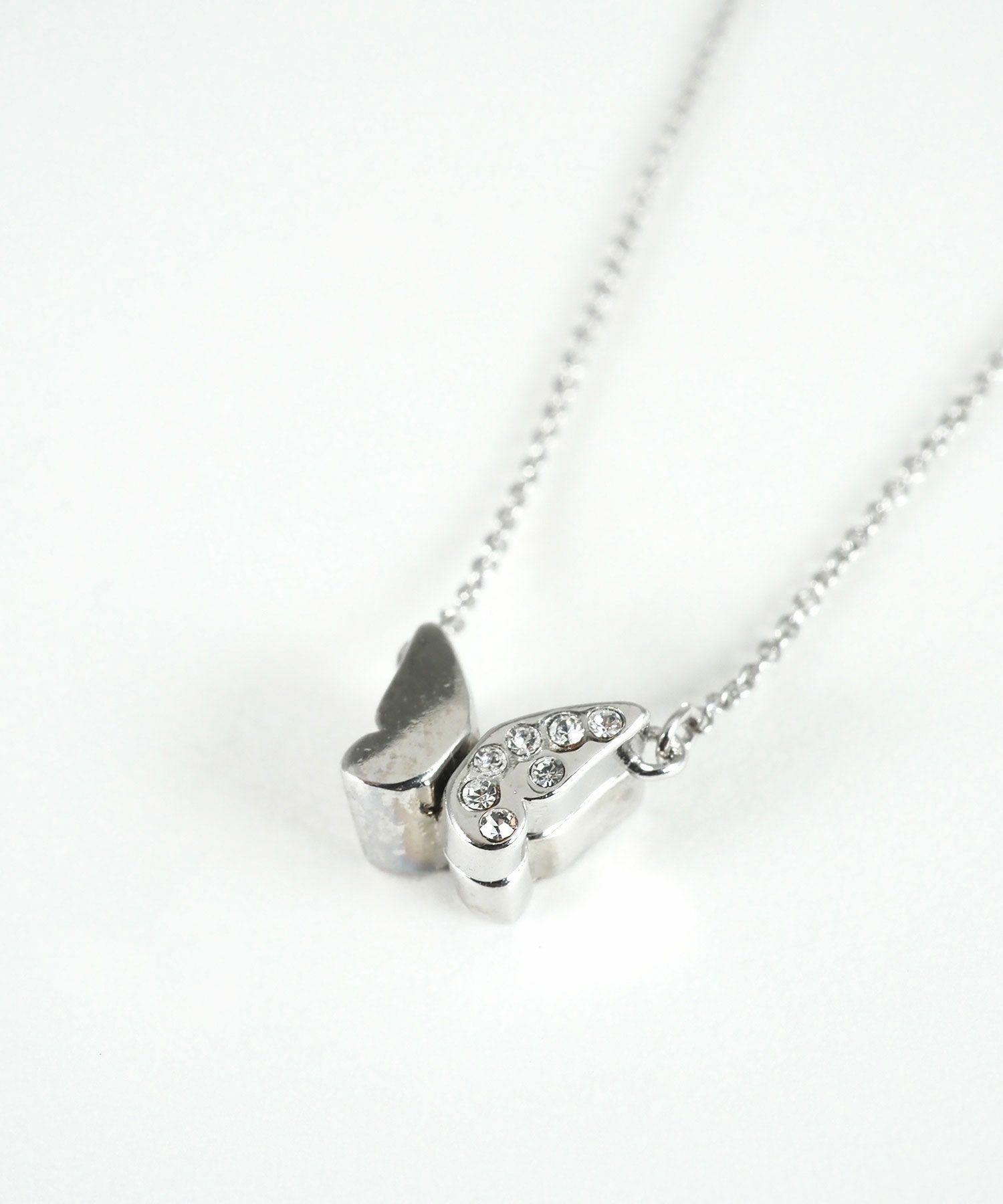 ビジューバタフライマグネットペンダント