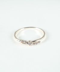 センターストーンクロスリング