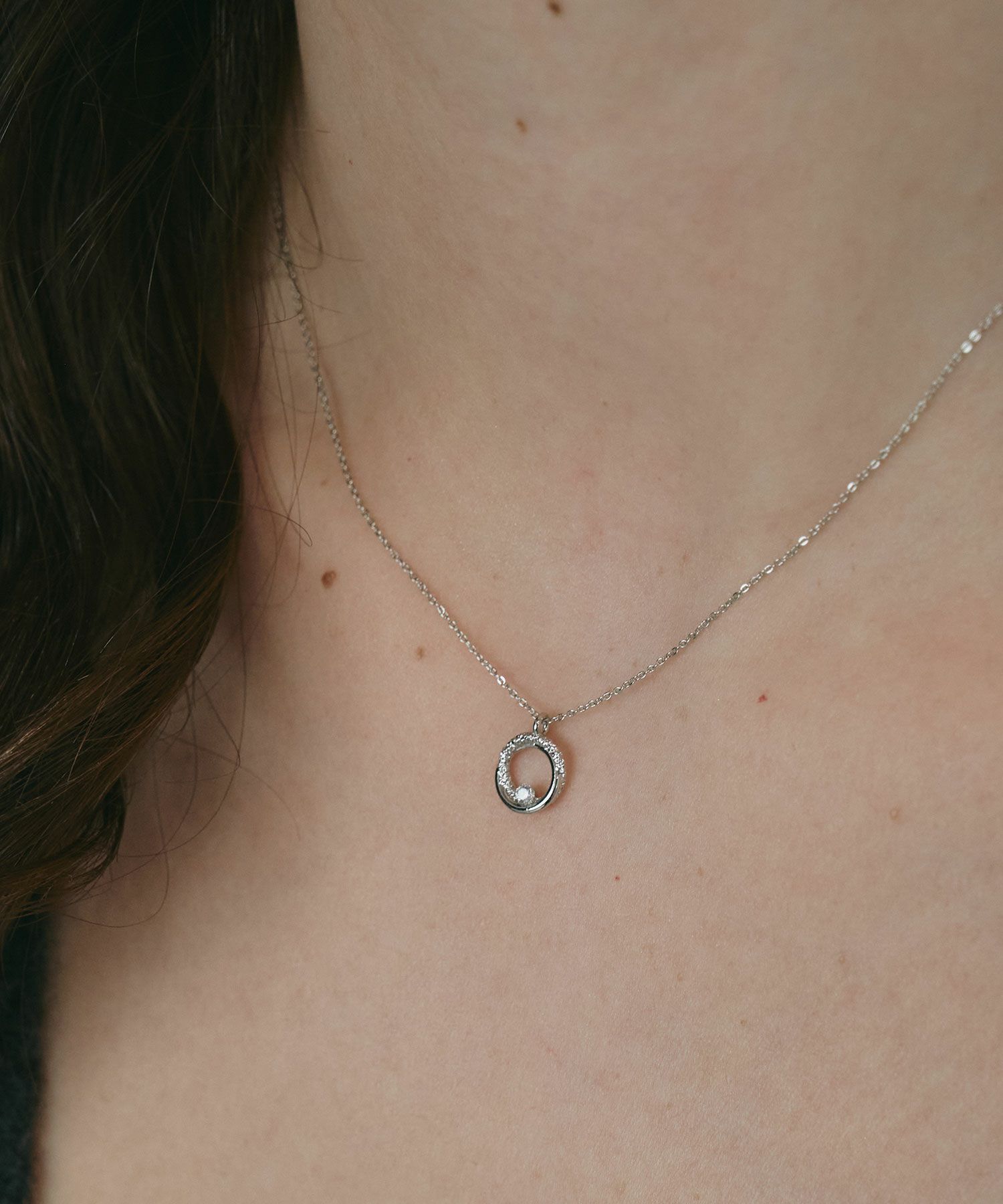 サークルストーンプチペンダント【MUK petite charme】