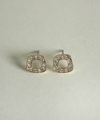 トラぺゾイドチタンポストピアス【MUK petite charme】