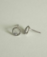 サークルストーンチタンポストピアス【MUK petite charme】