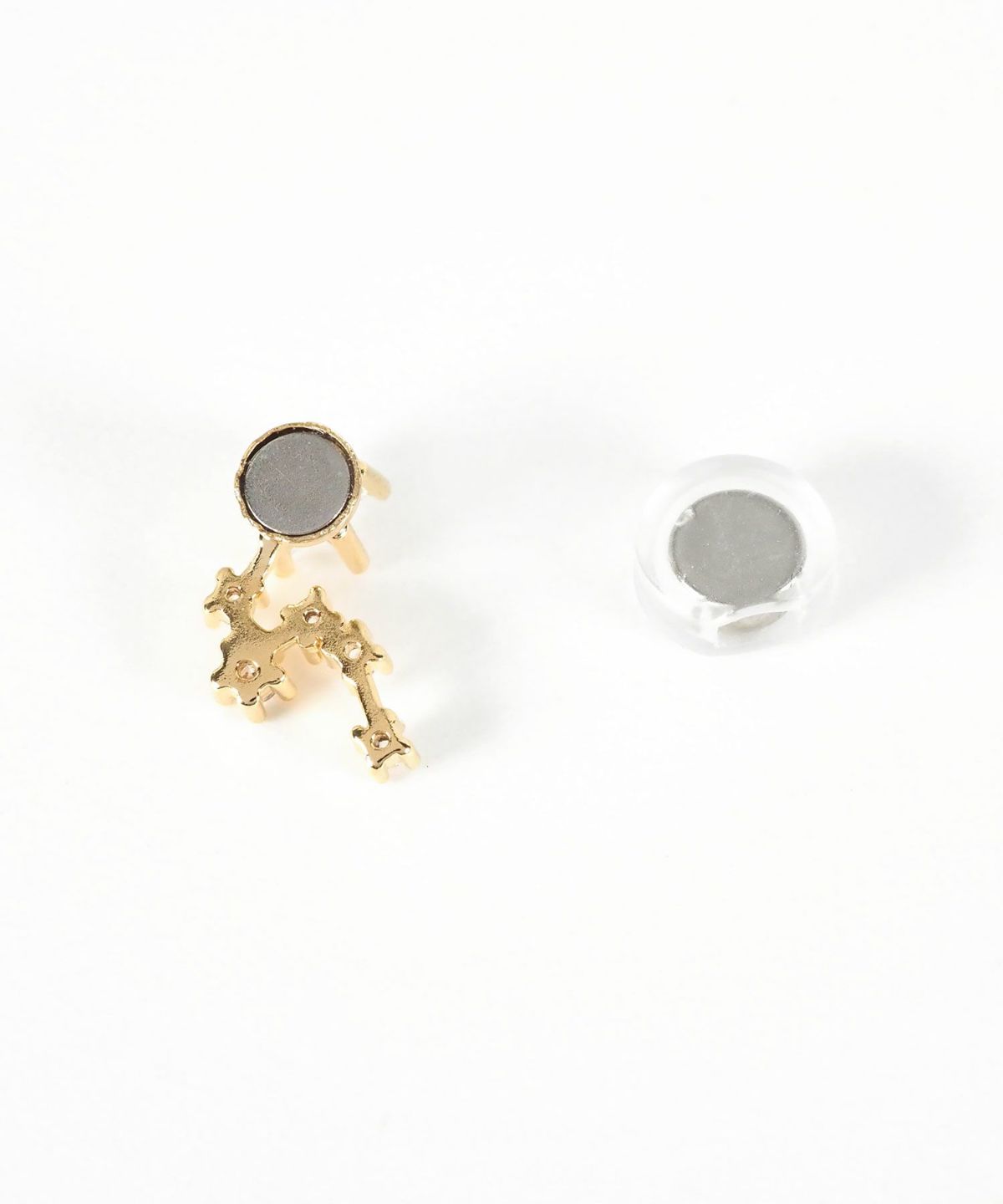 コンステレーションキュービックマグネットイヤリング