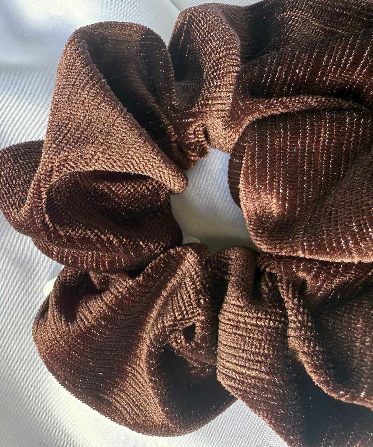 金糸ベロアシュシュ