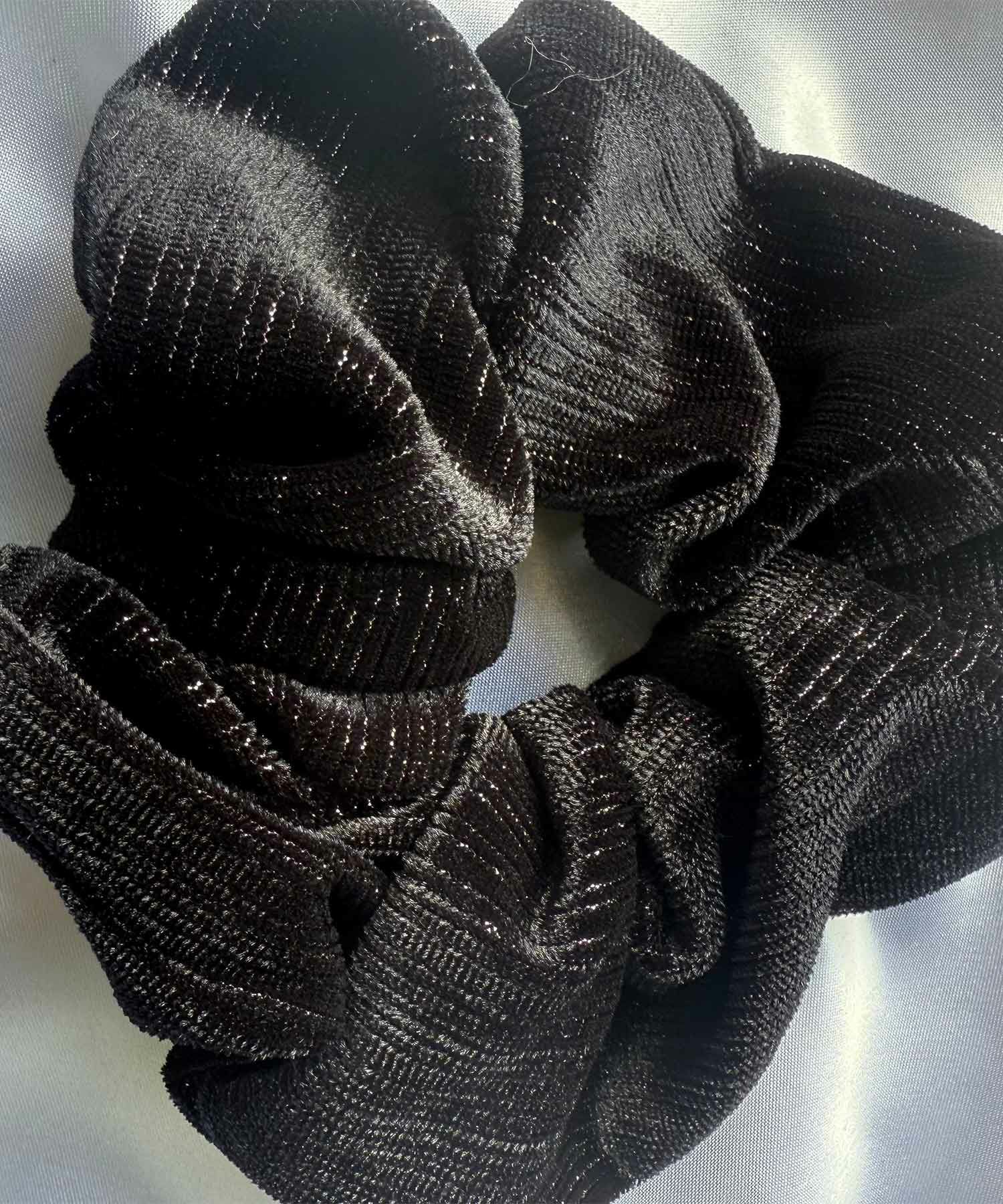 金糸ベロアシュシュ