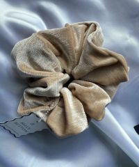 金糸ベロアシュシュ