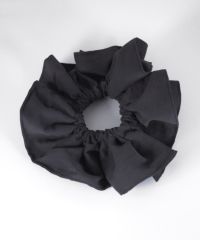 シンプルフリルシュシュ