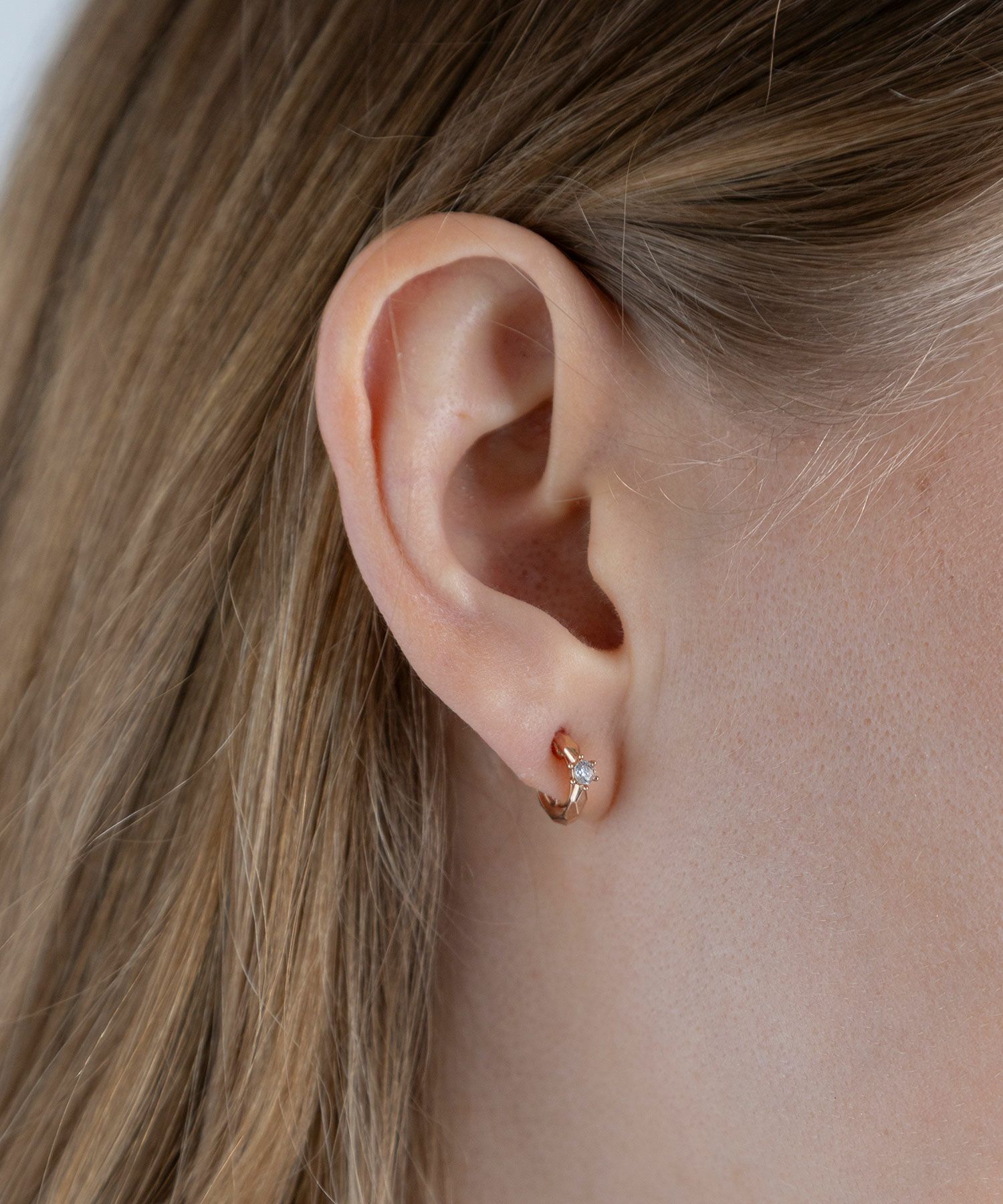 【web限定】ストーンダイヤカットループフィットイヤリング