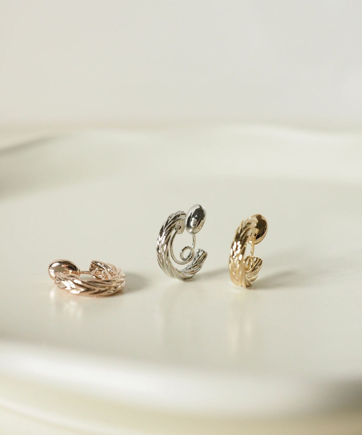 【web限定】ブレードループフィットイヤリング