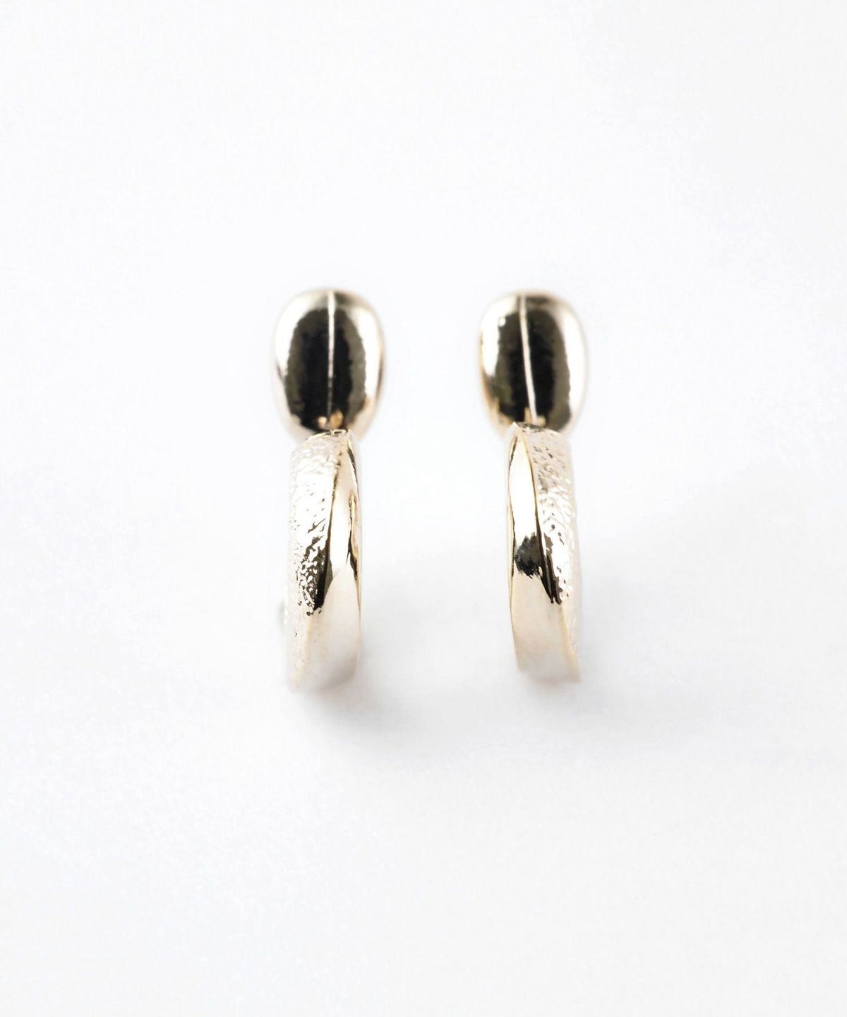 【web限定】ダブルテクスチャタイニーループフィットイヤリング