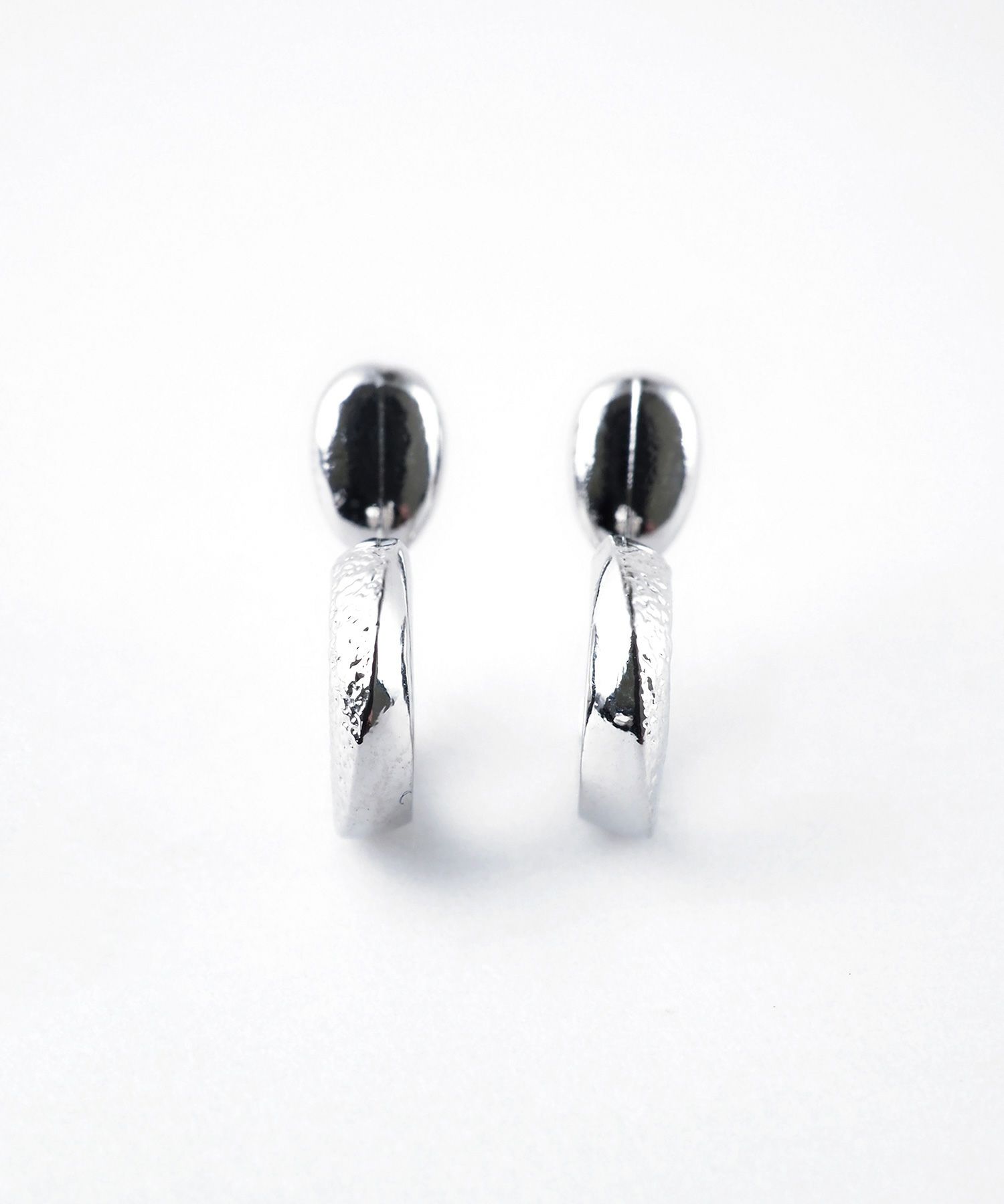 【web限定】ダブルテクスチャタイニーループフィットイヤリング