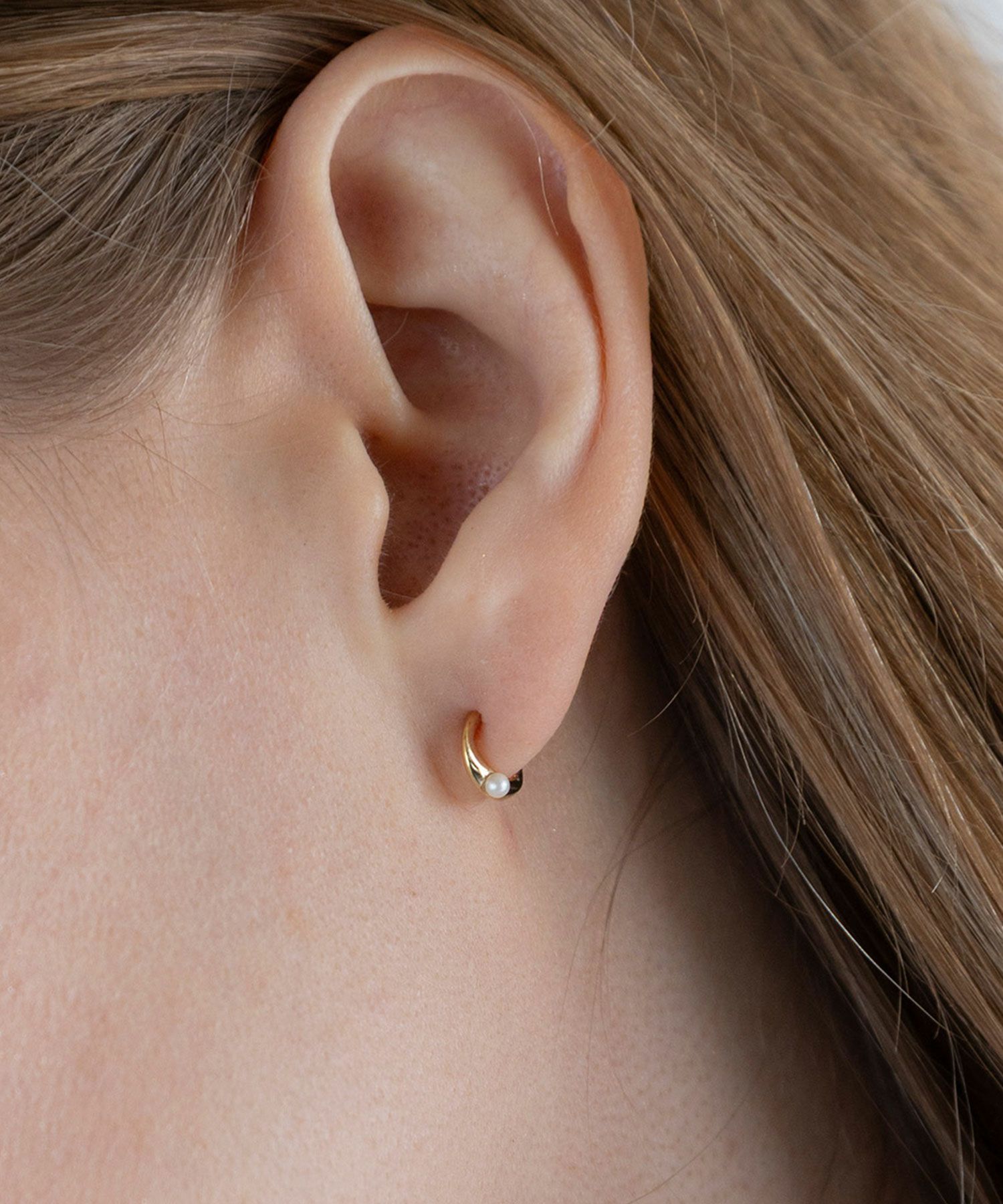 【web限定】ルミポイントパールフープタイニーループフィットイヤリング【Lumirise】