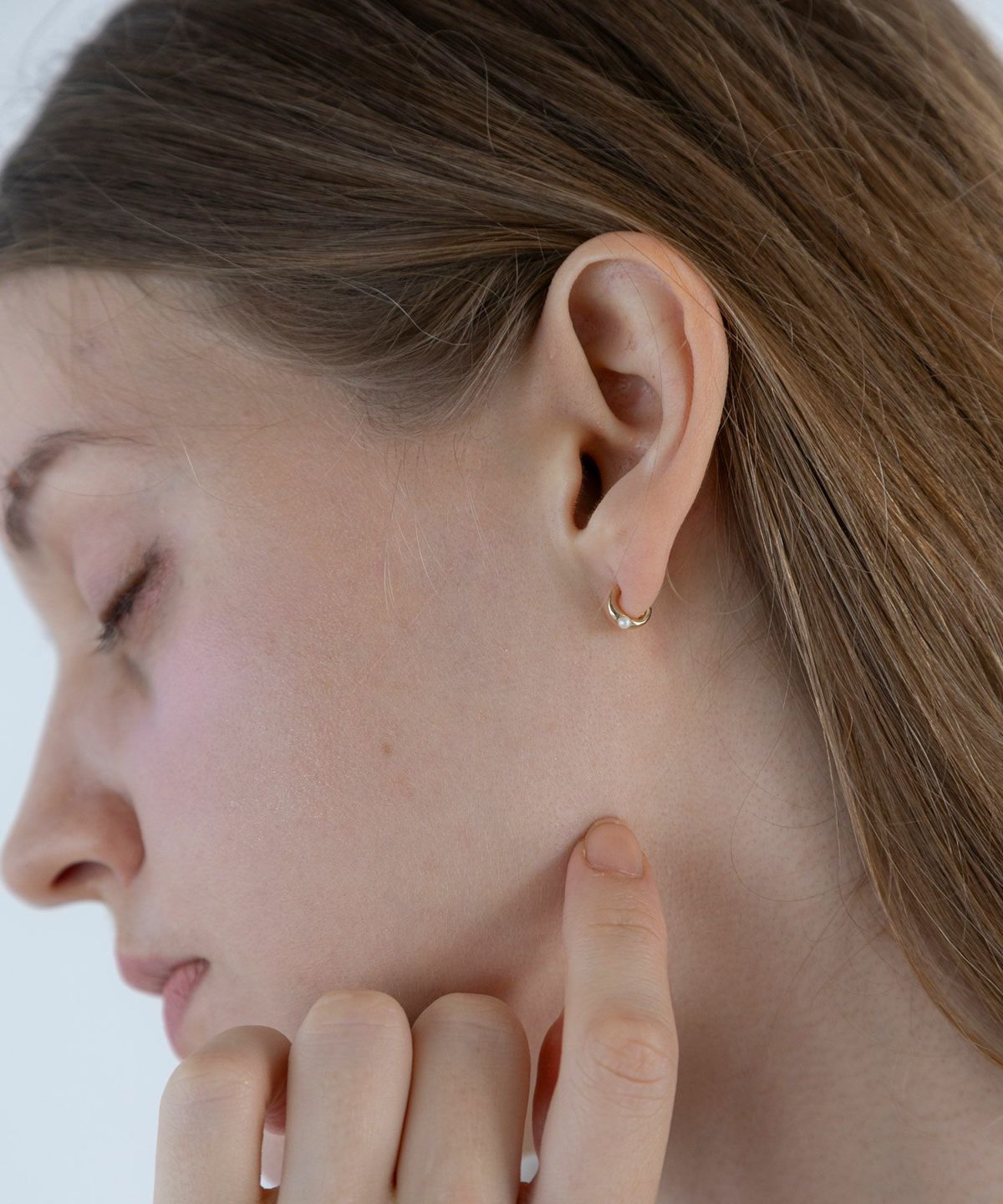 【web限定】ポイントパールタイニーループフィットイヤリング