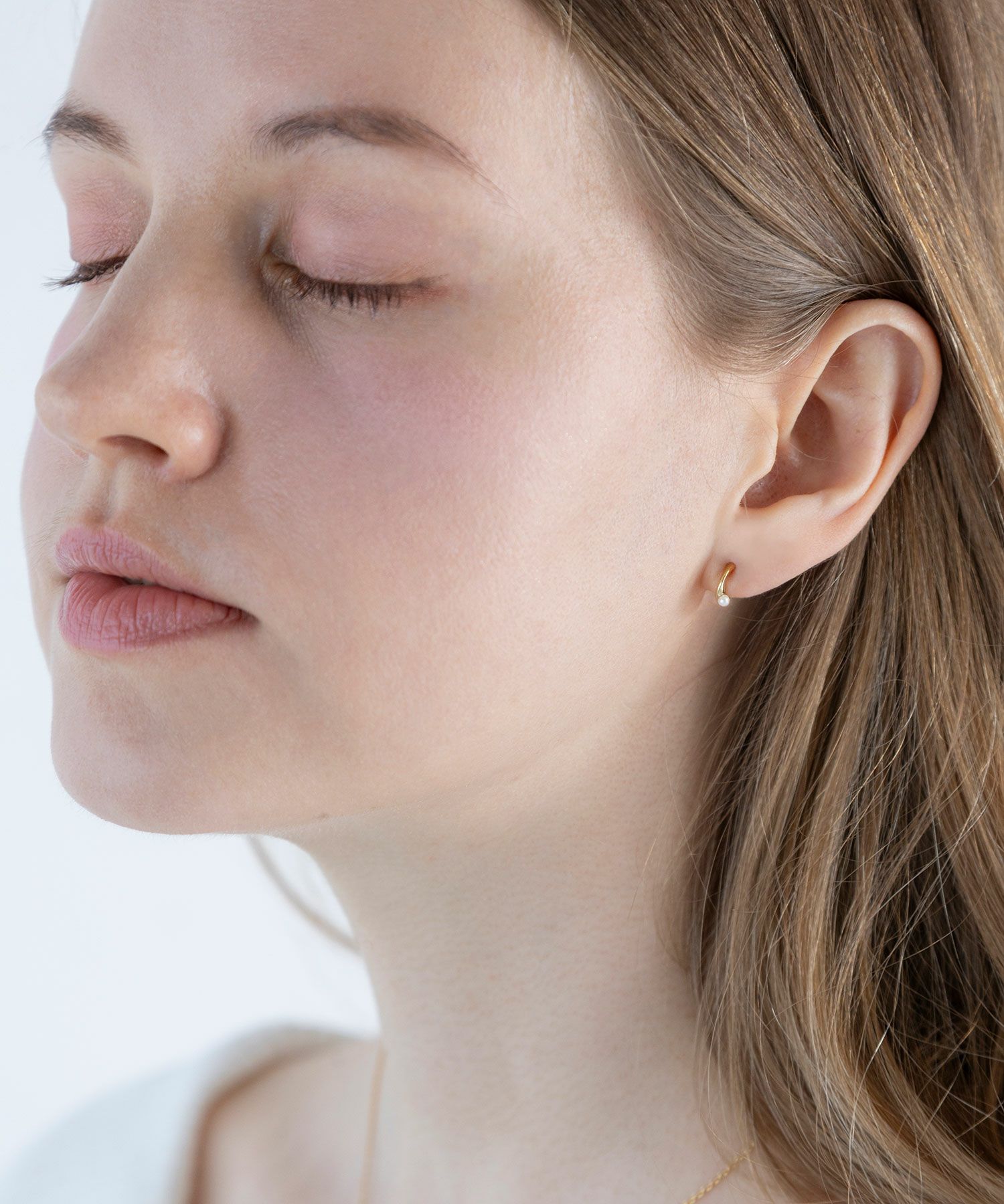 【web限定】ルミポイントパールフープタイニーループフィットイヤリング【Lumirise】